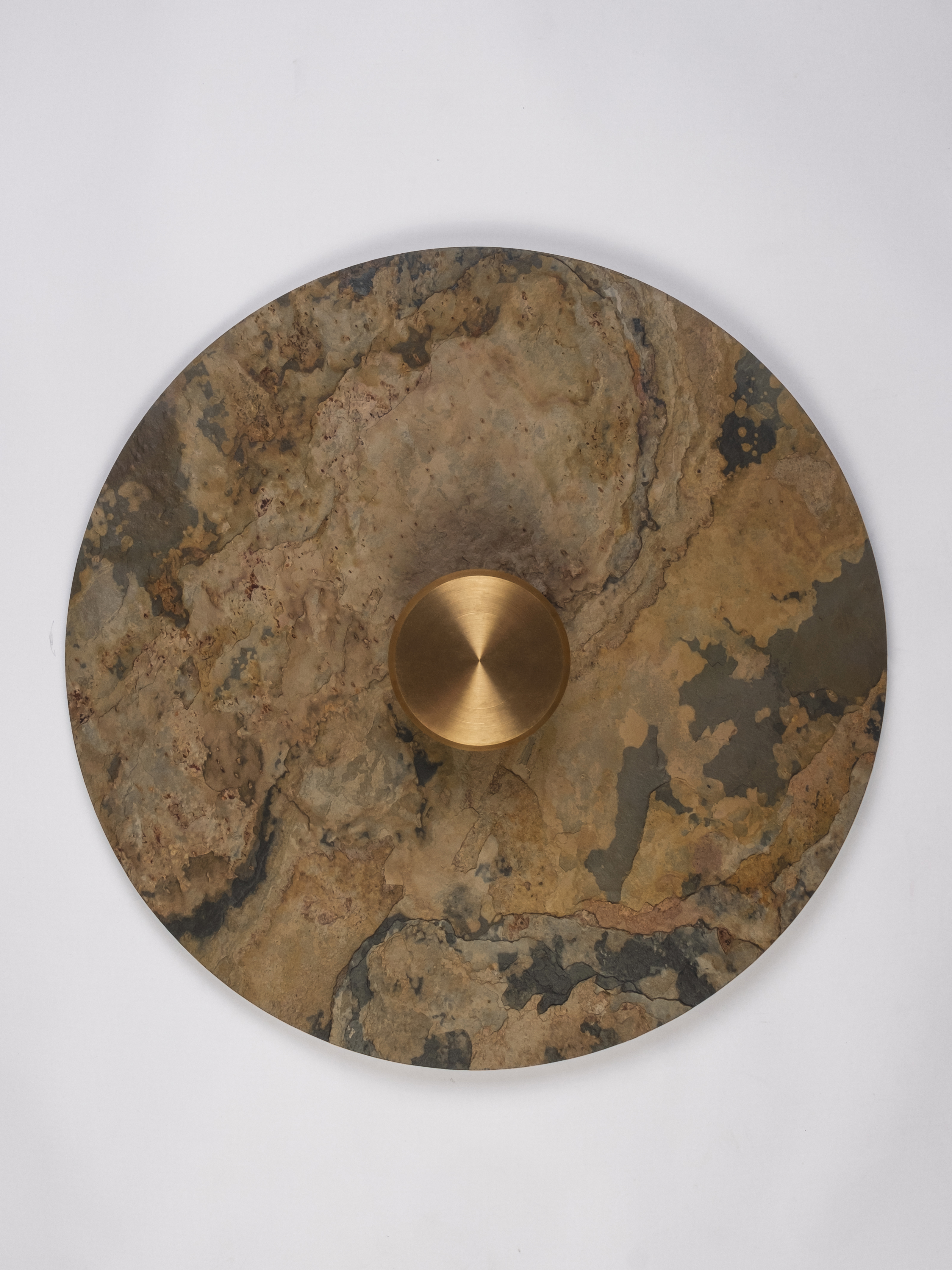 L ВЫКЛ, вид спереди